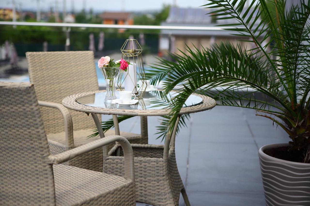 Meliss Events Hotel Craiova Exterior foto