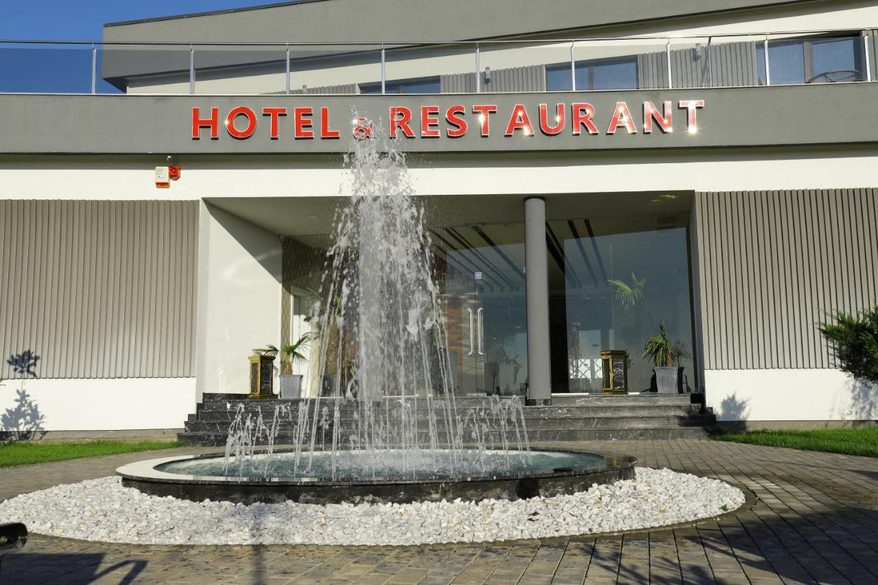 Meliss Events Hotel Craiova Exterior foto